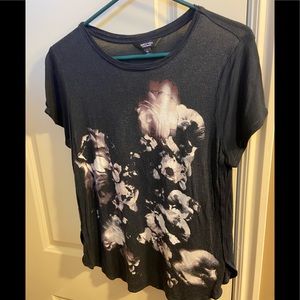 black & white floral top